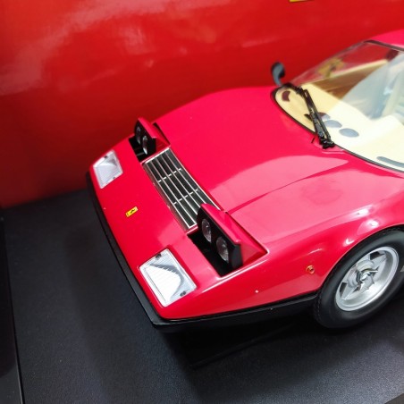 Modellino Kyosho Ferrari 365 GT4/BB rossa scala 1/18 piccoli difetti carrozzeria