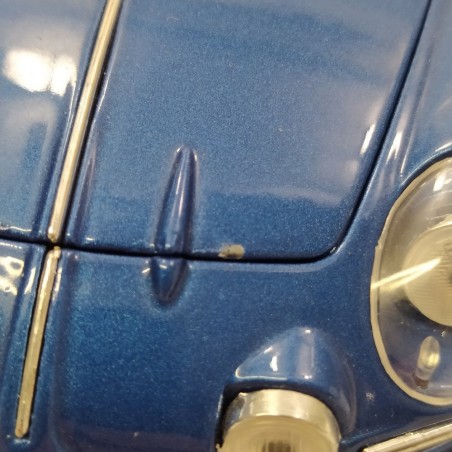 Modellino Maisto auto Renault Alpine 1600s blu metallizzato sc. 1/18 difetti