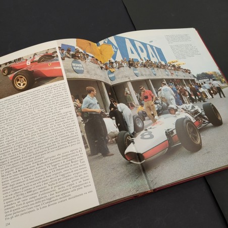 Libro Storia delle corse automobilistiche William Boddy 1978