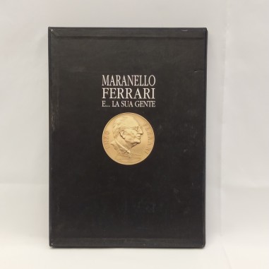 Libro Maranello Ferrari e… la sua gente 1995 143 pagine cofanetto