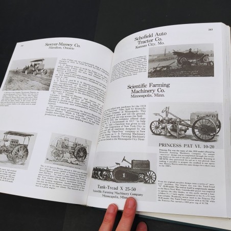 Libro Encyclopedia of American farmtractors C. H. Wendel 1992