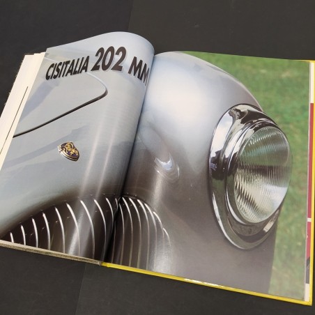 Libro Coupé italiani Alfa Romeo, Lamborghini, Maserati e altre marche Gaetano De