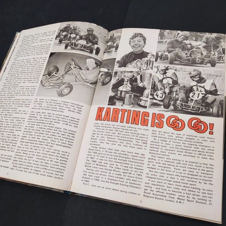 Libro Lion book of motor racing IPC magazines  1970
