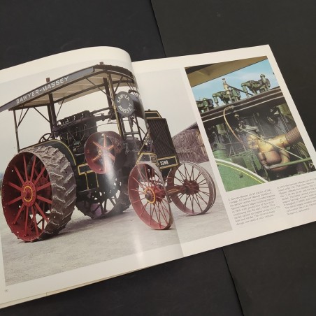 Libro Farm tractor color history – Massey tractors C. H. Wendel 1992