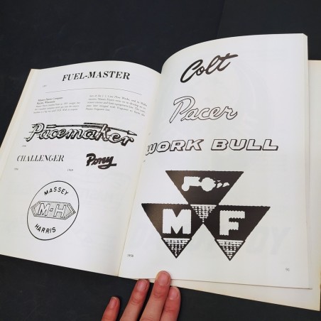 Libro American farm tractor trademarks – Encyclopedia of tractor trademerks 1870