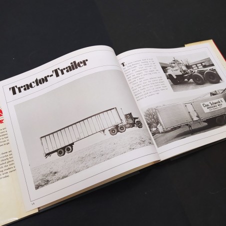 Libro Trucks of every sort Ken Robbins Editore: Crown 1981