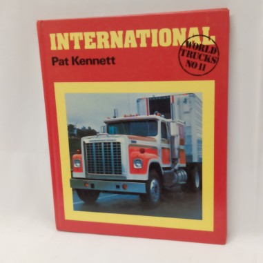 Libro International World trucks no. 11 Pat Kennett 1981