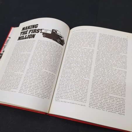 Libro International World trucks no. 11 Pat Kennett 1981