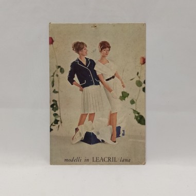 Cartoncino promozionale moda donna “Modelli in Leacril/lana”