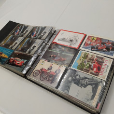 Raccoglitore con oltre 760 tra cartoline, adesivi biglietti circuiti grand prix