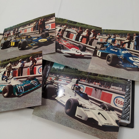 Raccoglitore con oltre 490 tra cartoline, foto auto corse e storiche