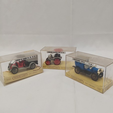 Lotto accumulo di 13 modellini auto in scala 1/43 e 1/72 vari tipi e marche