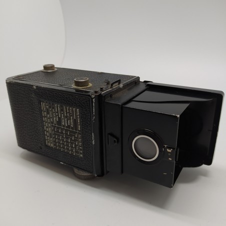 Macchina fotografica Rolleicord ottiche ofuscate, condizioni mediocri