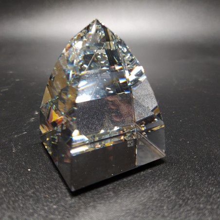Cristallo Swarovski piramide Art. 7450 Nr 040 000