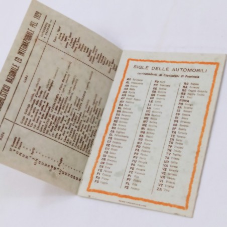 Calendario tascabile L'auto italiana dell'anno 1929. Buone condizioni