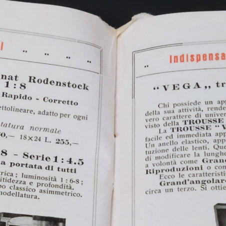 Rivista con listino del materiale fotografico Ganzini 1923. Buone condizioni
