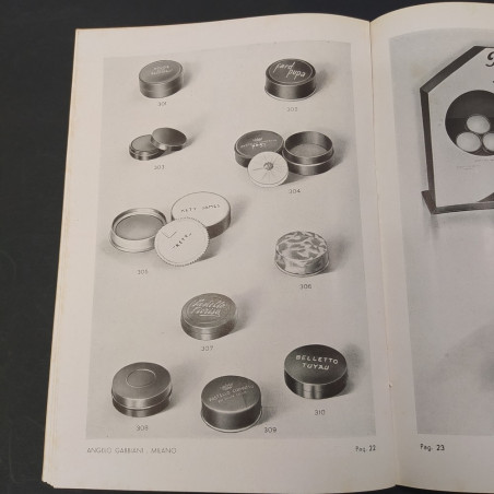 Catalogo profumeria e prodotti di pulizia Angelo Gabbiani. Buone condizioni.