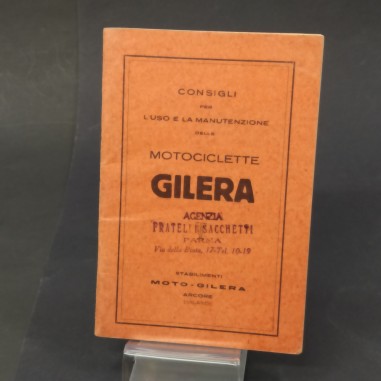 Libretto d'uso e manutenzione delle motociclette Gilera. Segni del tempo