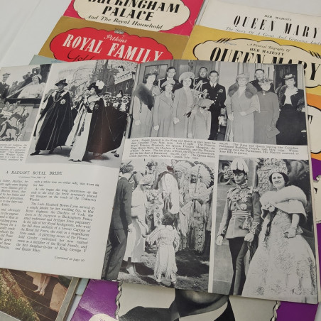 Materiale cartaceo, libretti, riviste fotografiche famiglia reale Regno Unito