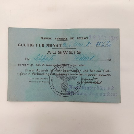 Documento identificativo Ausweis del Comando militare 1942 in tedesco. Buono