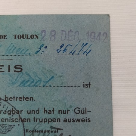 Documento identificativo Ausweis del Comando militare 1942 in tedesco. Buono