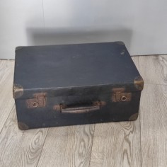 Valigia di cartone anni 40 con chiusura a molla