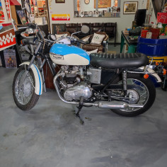 Triumph Boneville 650 anno 1971 restaurata iscritta ASI
