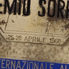 Targa premio Sorrento 1968 Parata internazionale autovetture. Ossidatura 2
