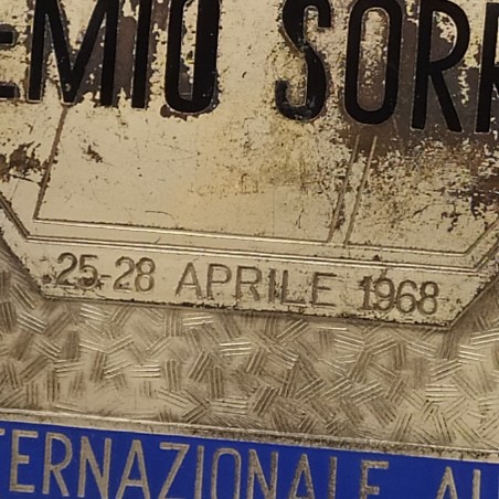 Targa premio Sorrento 1968 Parata internazionale autovetture. Ossidatura