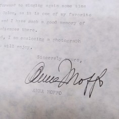 Lettera autografa della soprano Anna Moffo in inglese 1967. Buono 2