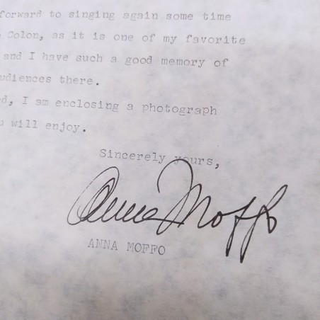 Lettera autografa della soprano Anna Moffo in inglese 1967. Buono