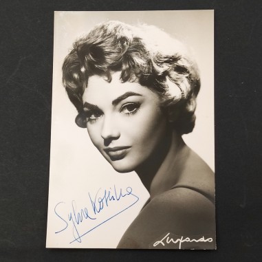 Foto autografa dell'attrice Sylvia Coscina/Koshina 1958. Buono