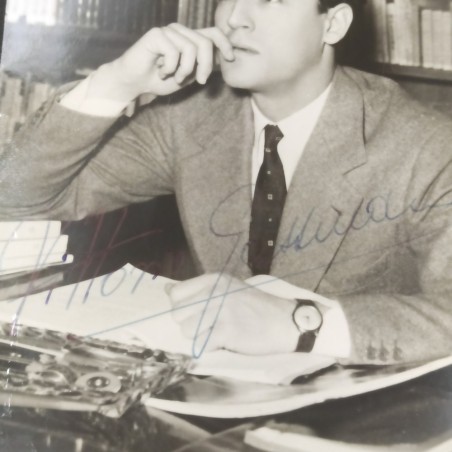 Cartolina con foto autografa di Vittorio Gassman 1957. Buono