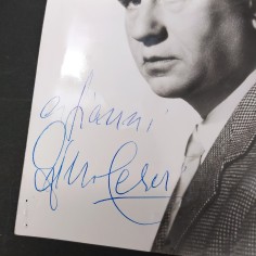 Foto autografa di Gino Cervi, studio fotografico Sam Levin. Puntinatura 2