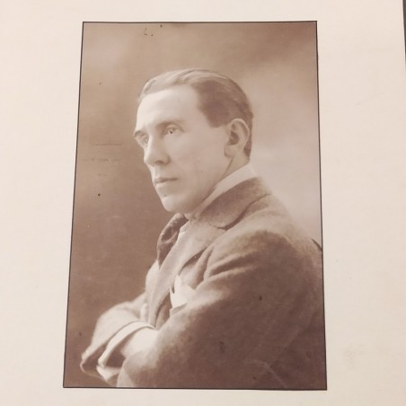 Cartoncino con foto autografata da Zandonai con messaggio personale 1921. Buono