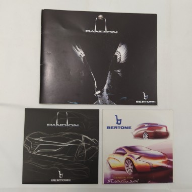 Catalogo Alfa Romeo Pandion Bertone e 2 CD comunicati stampa. Buono