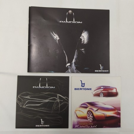 Catalogo Alfa Romeo Pandion Bertone e 2 CD comunicati stampa. Buono