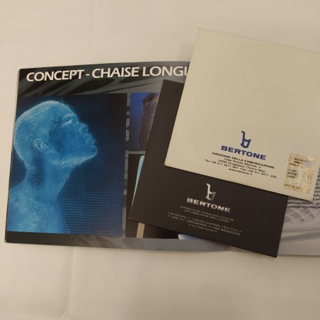 Catalogo Alfa Romeo Pandion Bertone e 2 CD comunicati stampa. Buono