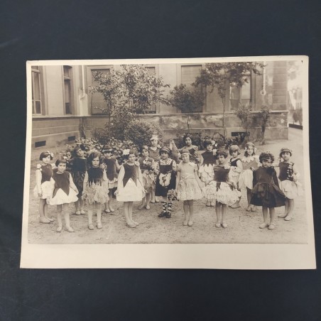 Lotto di 4 foto originali d'epoca primo 900 ritraenti bambine