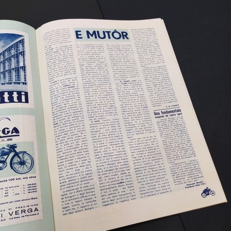 Rivista numero unico 2° giro motociclistico d’Italia 1954. Segni del tempo