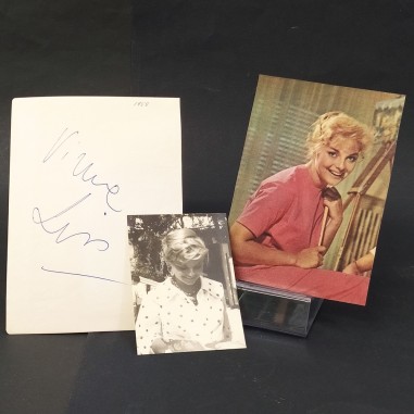 Foto, ritaglio giornale e autografi di Virna Lisi e Mattioli 1958. Buono