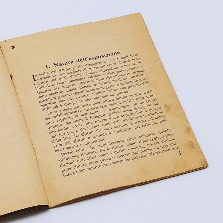 Libretto d'uso esposimetro Attinofotometro Heyde, 1922. Macchie