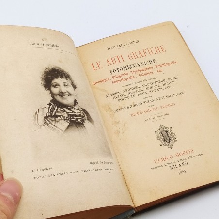 Manuale Hoepli Le arti grafiche 1891, Serie Artistica. Segni del tempo