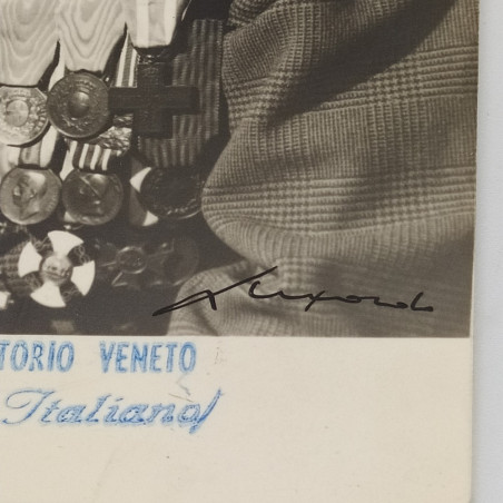 Foto autografata del Cav. Pasquali Italiano per cittadinanza onoraria. Buono