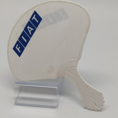 Ventaglio Fiat in plastica bianca 13x16 cm. Rigature