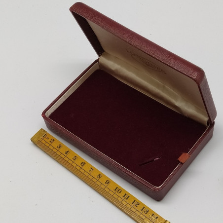 Scatola Longines bordeaux 14x9 cm usurato sul fondo
