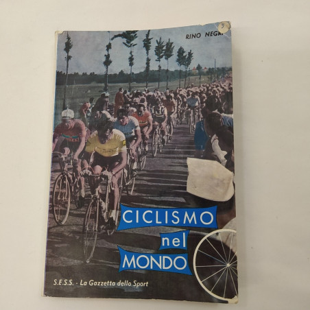 Lotto di 3 libri di ciclismo Negri, Chierici 1957/61/68. Ingiallimenti