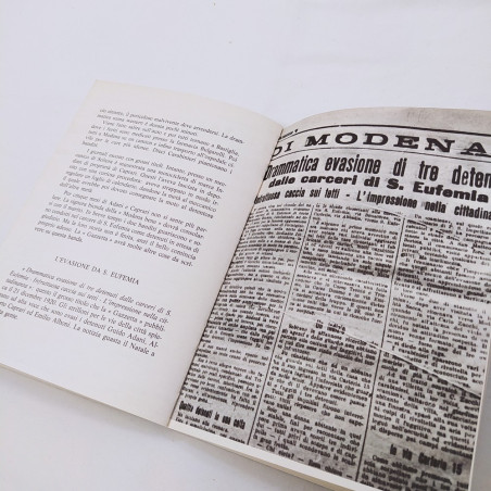 Libro Adani Caprari Biscia e C., briganti modenesi, dedica Morselli 1977. Buono