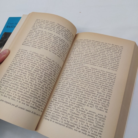 2 libri della serie Zavattini Cinema, Soggetti e Diario 1979 con dedica. Aloni