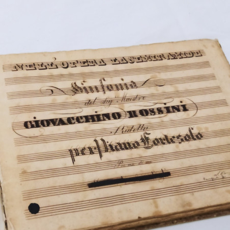 Sinfonie manoscritte ridotte per piano vari autori, inizi '800. Ingiallimento
